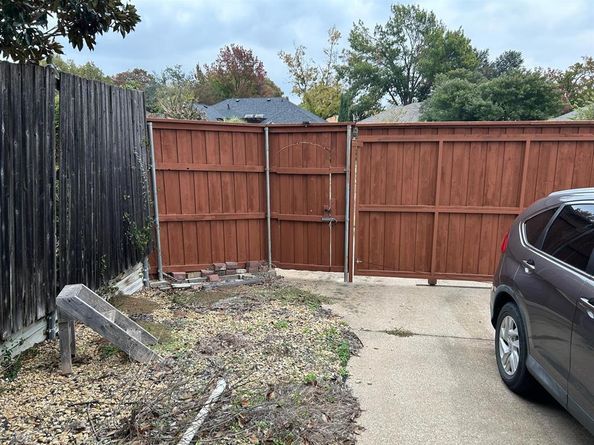 13114  Halwin Circle , Dallas Texas 75243