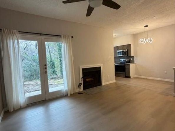 9747  Whitehurst Drive  168, Dallas Texas 75243