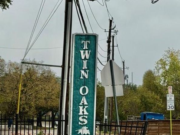 9747  Whitehurst Drive  168, Dallas Texas 75243