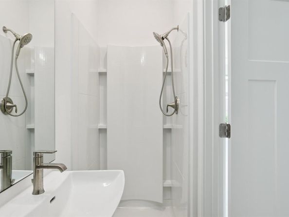 300, 302, 304  Tesla Circle , Round Rock Texas 78681