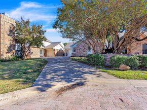 17676  Kelly Boulevard , Dallas Texas 75287