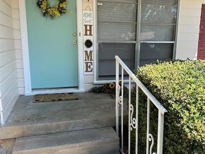 817  Laguna Drive , Denton Texas 76209