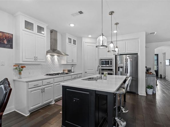 1330  Viridian Park Lane , Arlington Texas 76005