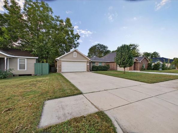 5809  Blackmore Avenue , Fort Worth Texas 76107