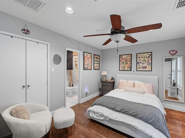 2411 N Hall Street  8, Dallas Texas 75204
