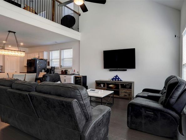 2918  Grand Lookout Lane , Arlington Texas 76001