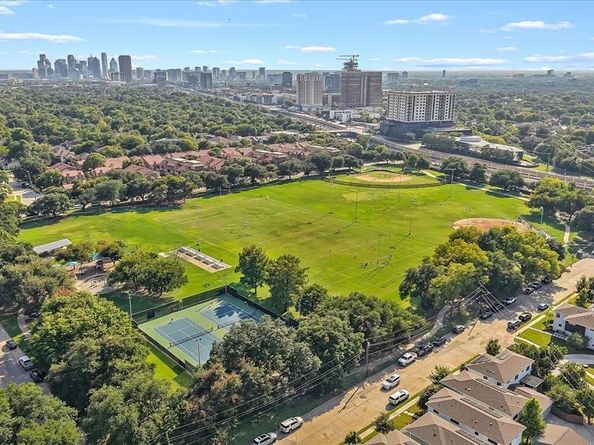 5416  Winton Street , Dallas Texas 75206