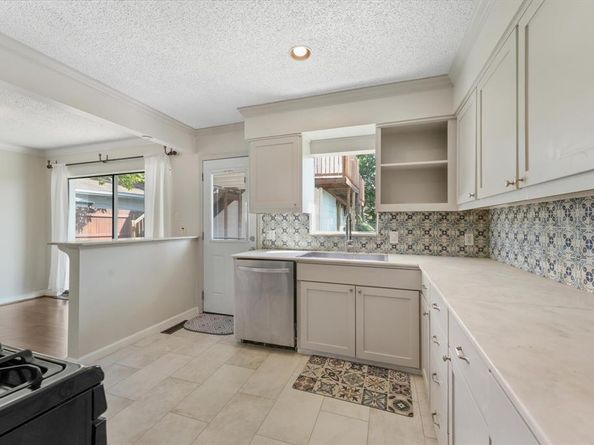 5416  Winton Street , Dallas Texas 75206