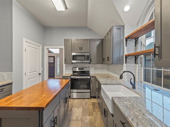 6617  Stamps Street , Rowlett Texas 75089