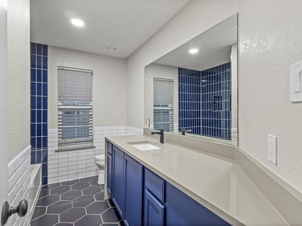 6617  Stamps Street , Rowlett Texas 75089