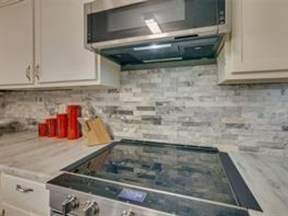14846  Canyonridge Drive , Balch Springs Texas 75180