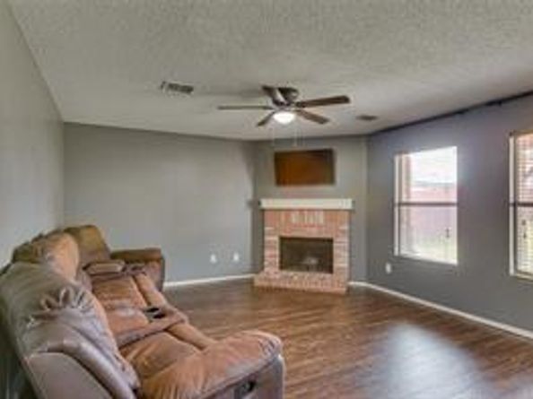 14846  Canyonridge Drive , Balch Springs Texas 75180