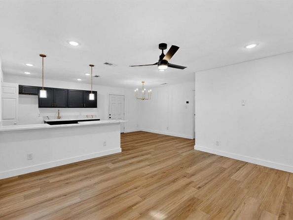 2309  52nd Street , Dallas Texas 75216