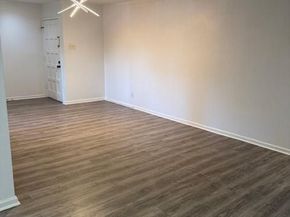2805  Lineville Drive  203, Farmers Branch Texas 75234