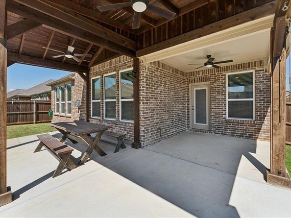 6701  Roaring Creek , Denton Texas 76226