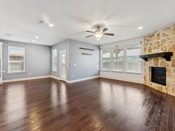 6701  Roaring Creek , Denton Texas 76226