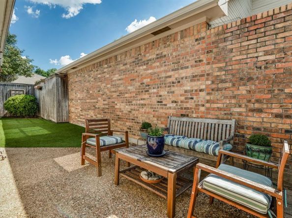 18940  Misthaven Place , Dallas Texas 75287