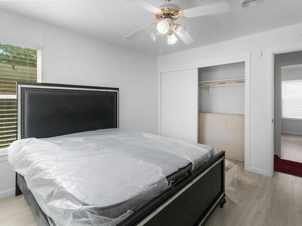 608 N East Street , Arlington Texas 76011
