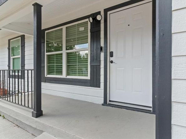 608 N East Street , Arlington Texas 76011