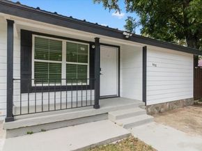 608 N East Street , Arlington Texas 76011