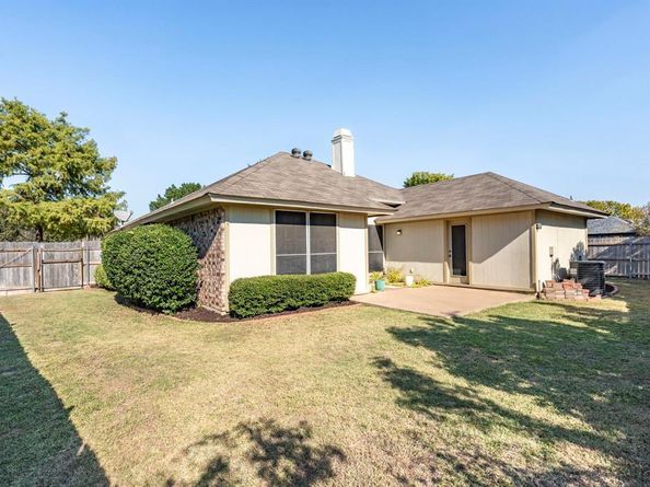 5801  Stone Meadow Lane , Fort Worth Texas 76179