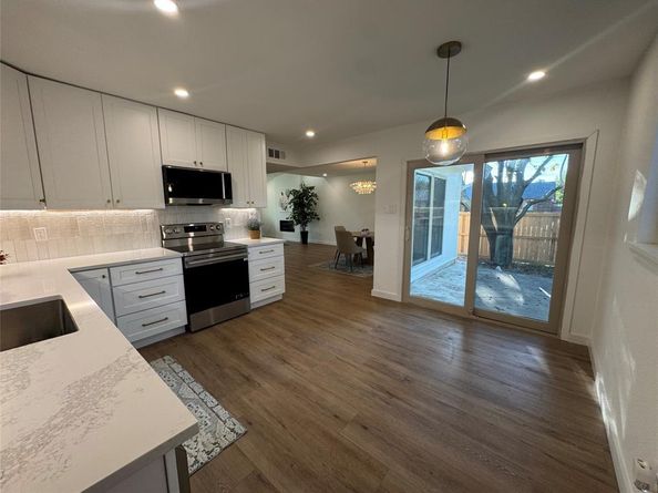 8713  Linda Vista Drive , Rowlett Texas 75088