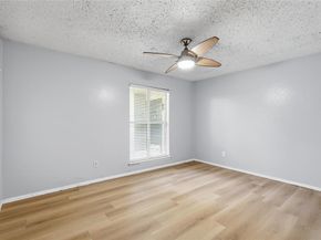 4211  Holland Avenue  105, Dallas Texas 75219