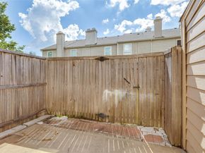 633  Carriagehouse Lane  I6, Garland Texas 75040