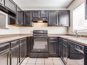 633  Carriagehouse Lane  I6, Garland Texas 75040