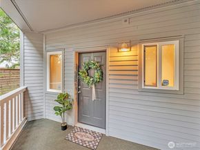 6100 NE 181st Street 4, Kenmore WA 98028