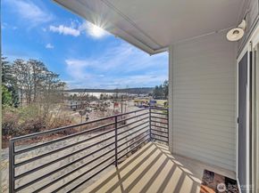 6100 NE 181st Street 4, Kenmore WA 98028