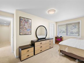 12424 106th Place NE, Kirkland WA 98034