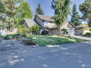 12424 106th Place NE, Kirkland WA 98034