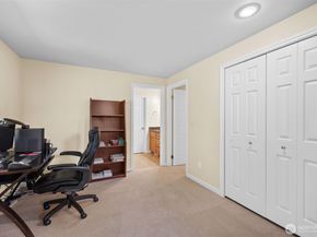 12424 106th Place NE, Kirkland WA 98034