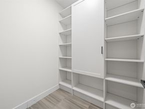 16050 SE 44TH Court, Bellevue WA 98006