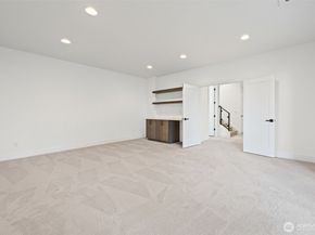 16050 SE 44TH Court, Bellevue WA 98006