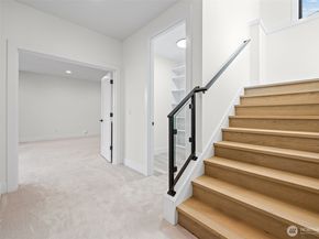 16050 SE 44TH Court, Bellevue WA 98006