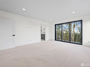 16050 SE 44TH Court, Bellevue WA 98006