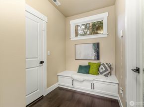 21707 2nd Avenue SE, Bothell WA 98021