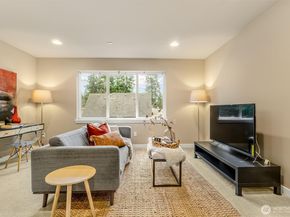 21707 2nd Avenue SE, Bothell WA 98021