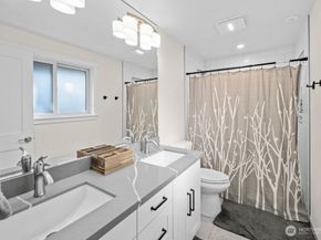 712 Alder Street, Edmonds WA 98020