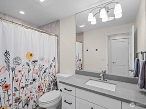 712 Alder Street, Edmonds WA 98020