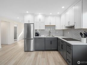 712 Alder Street, Edmonds WA 98020