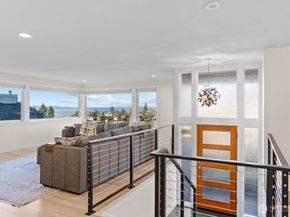 712 Alder Street, Edmonds WA 98020