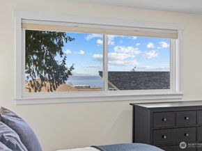 712 Alder Street, Edmonds WA 98020