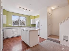 3116 164th Street SW 1005, Lynnwood WA 98087