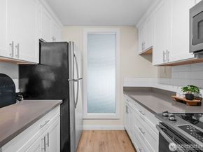 6525 139th Place NE 39, Redmond WA 98052