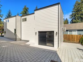 12002 20th Street NE 3, Seattle WA 98125