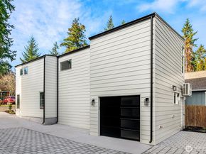 12002 20th Street NE 3, Seattle WA 98125