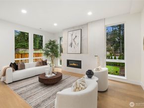 10416 130th Avenue NE, Kirkland WA 98033